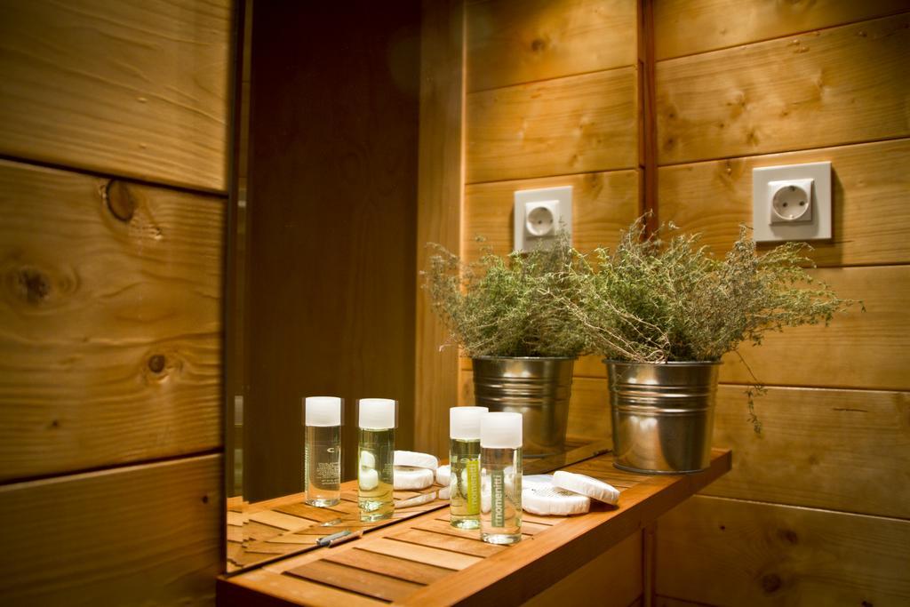 Apartamentos El Bosquet Sant Cugat del Valles Luaran gambar