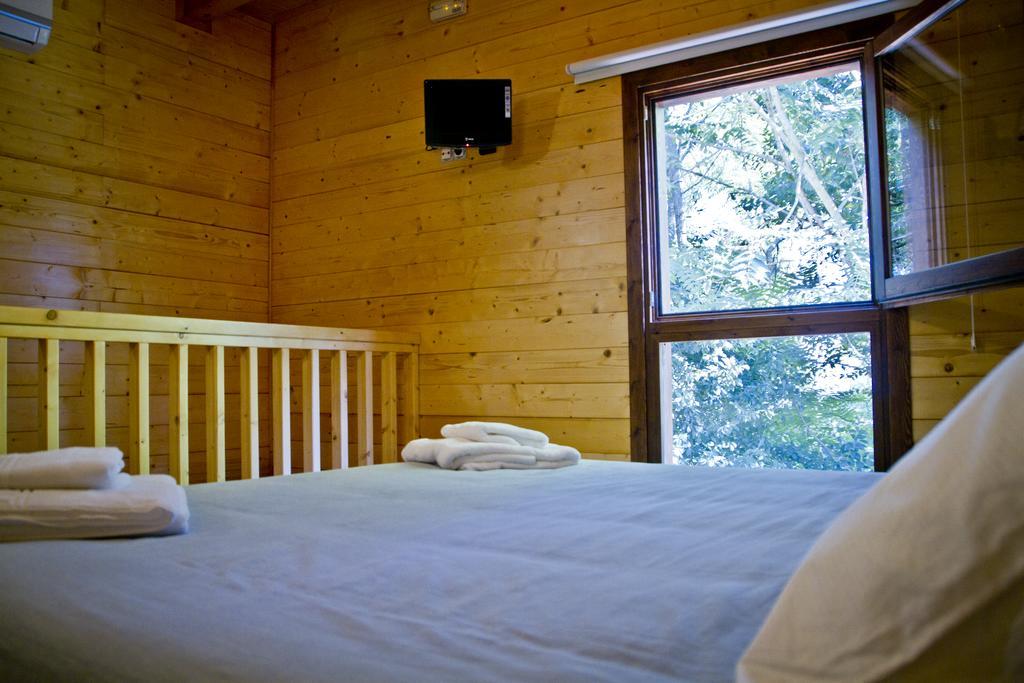Apartamentos El Bosquet Sant Cugat del Valles Bilik gambar